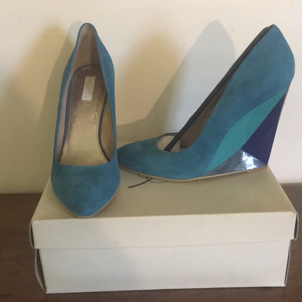 RACHEL Rachel Roy Teal and Purple Wedge Heels
